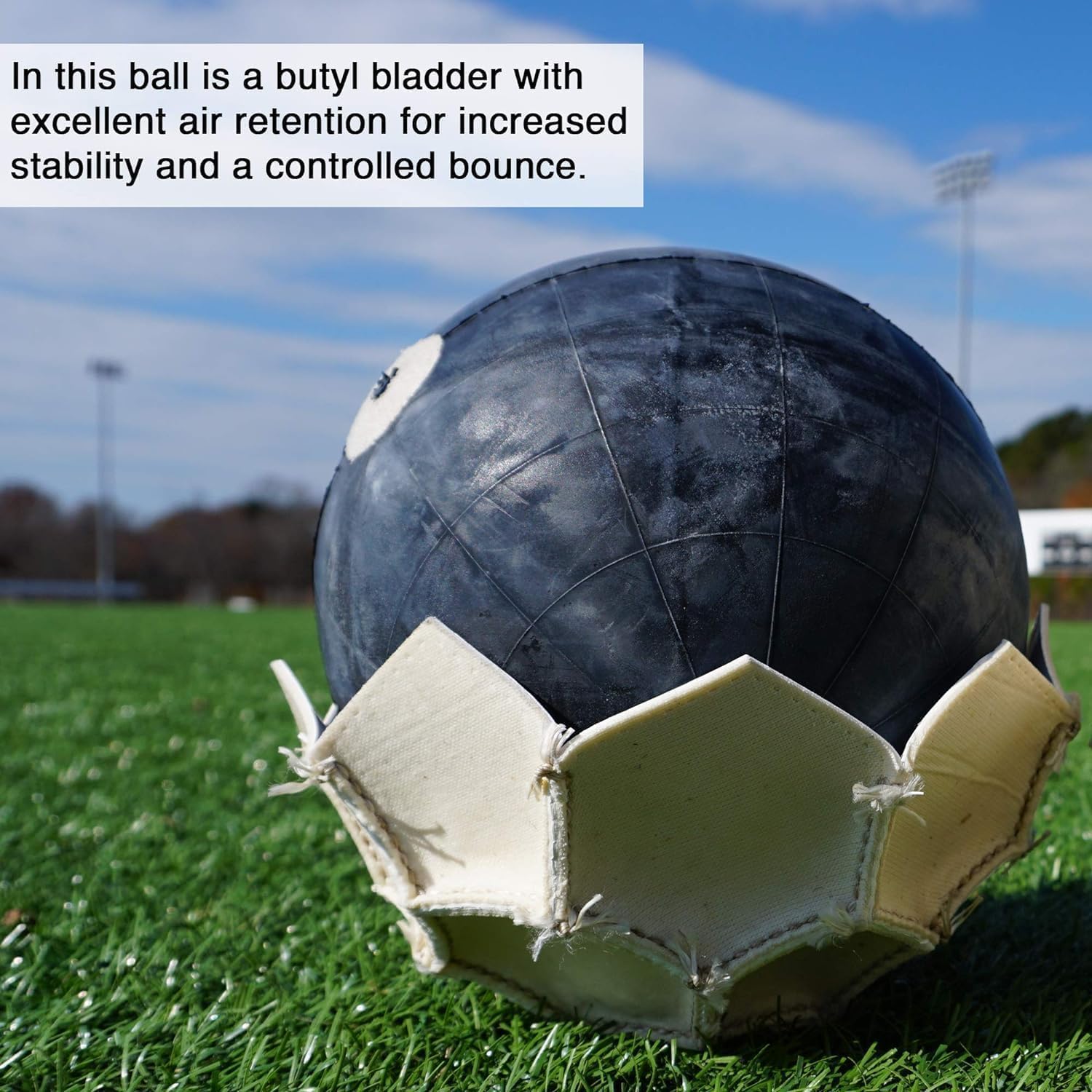 Select Brillant Super Skills Trainer Mini Soccer Ball for Skills Training, Juggling, White/Blue/Pink V25, Size 1 - Image 2
