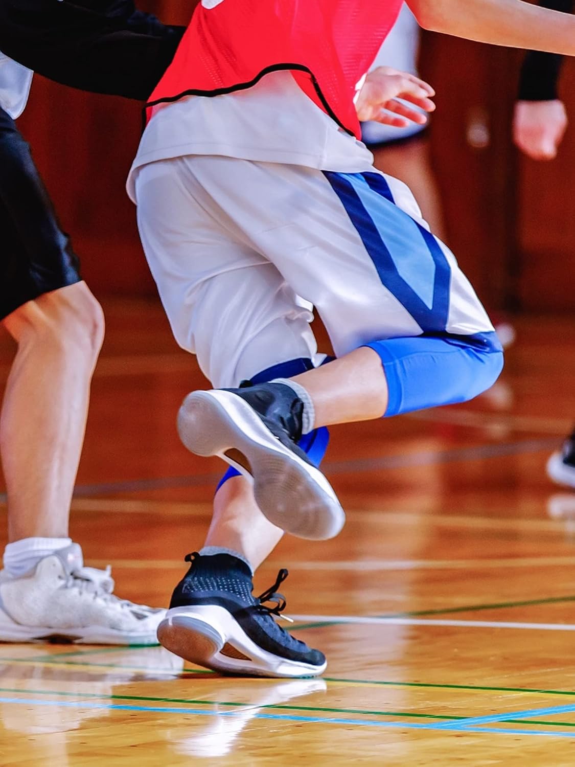 DEVOROPA Youth Boys' Compression Pants with Knee Pads 3/4 Basketball Athletic Tights Quick Dry Sports Workout Leggings - Image 7