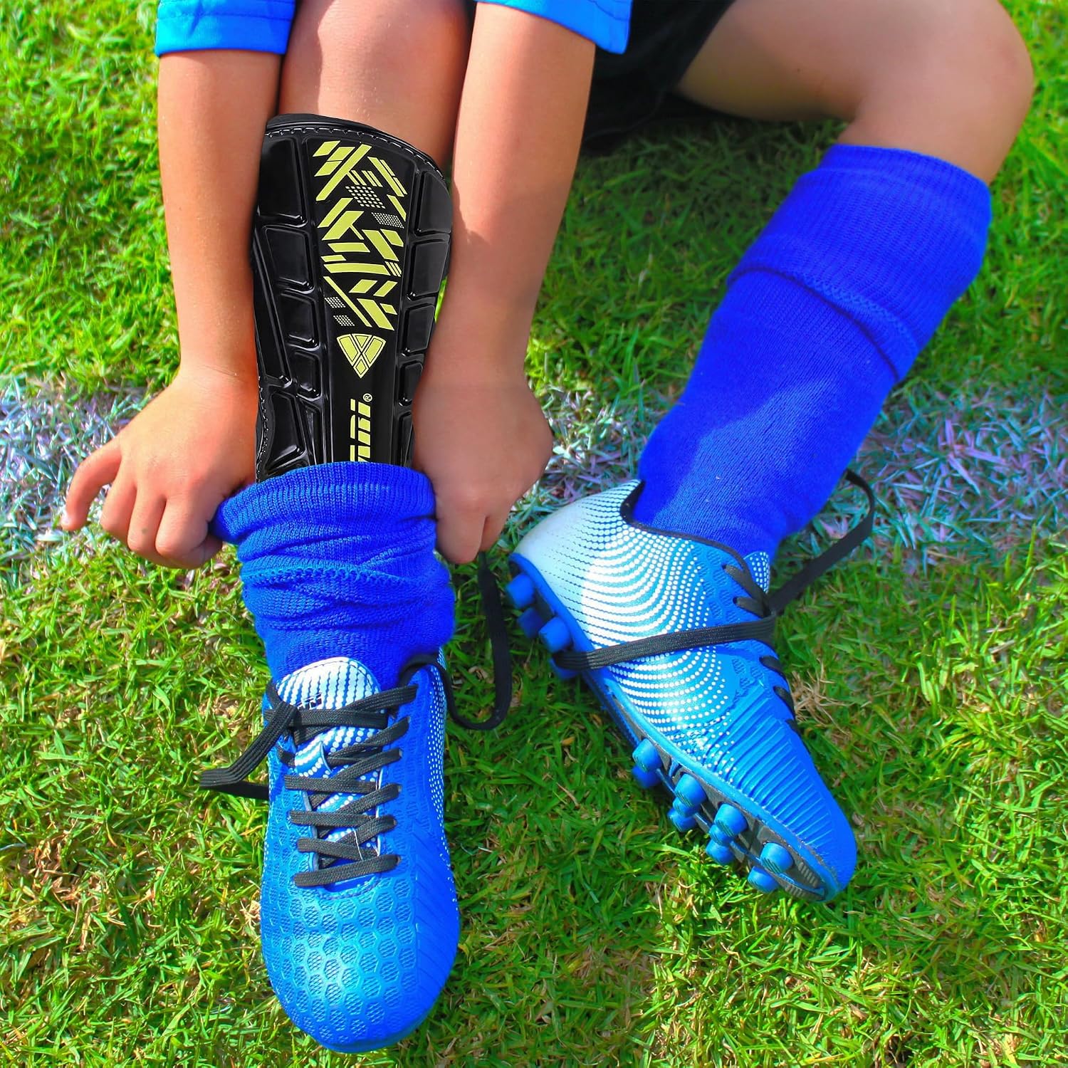 Vizari Malaga Soccer Shin Guards for Kids | Soccer Gear for Boys Girls | Protective Soccer Equipment | Adjustable Straps - Image 7